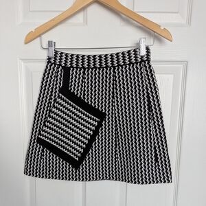 Women's Black & White Skirt With Large Assimetrical Front Pocket